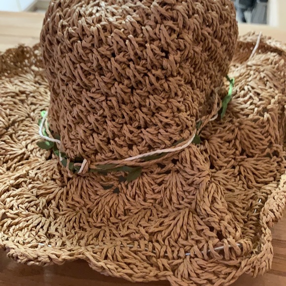 Camel Boho Floral Detail Straw Hat - Picture 10 of 13